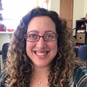 Meet your Posher, Alyson